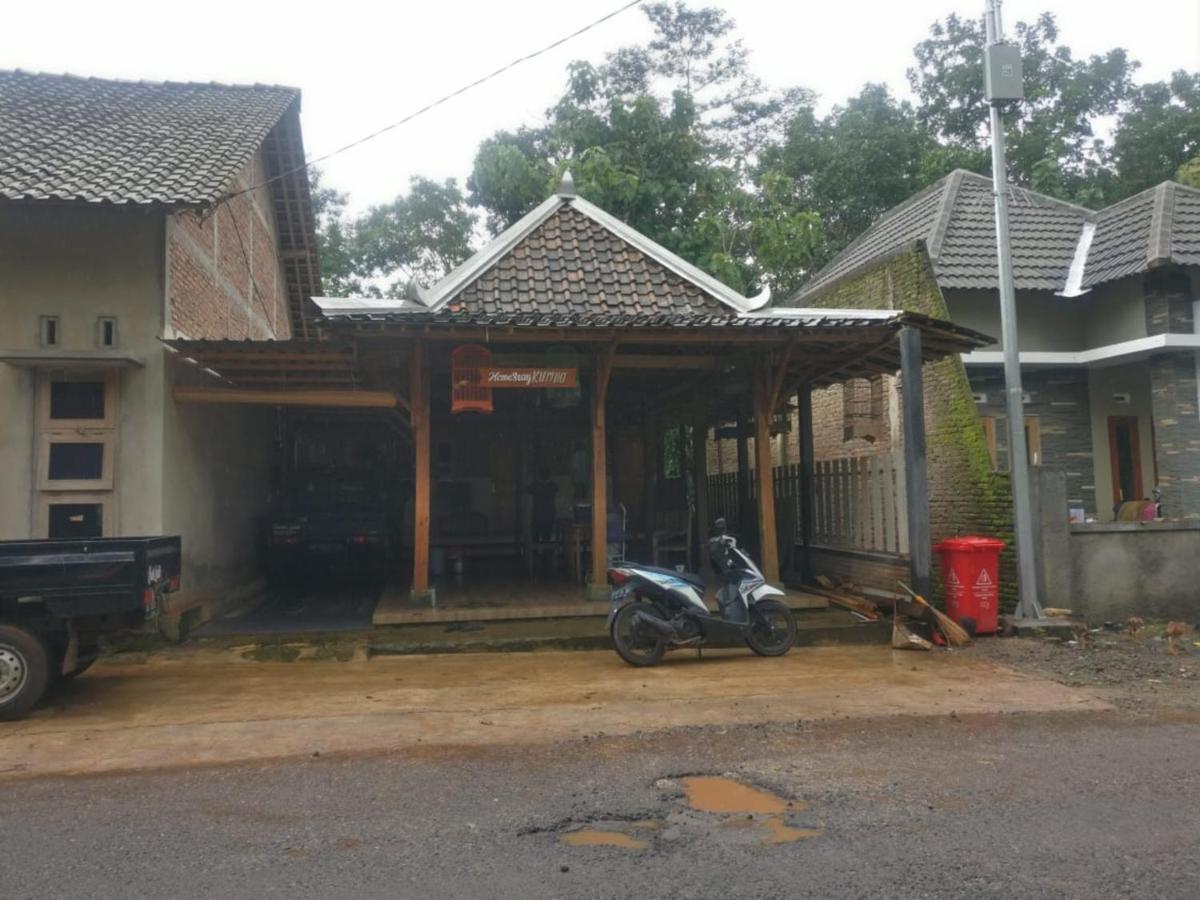 Homestay Kurnia Bantul Extérieur photo